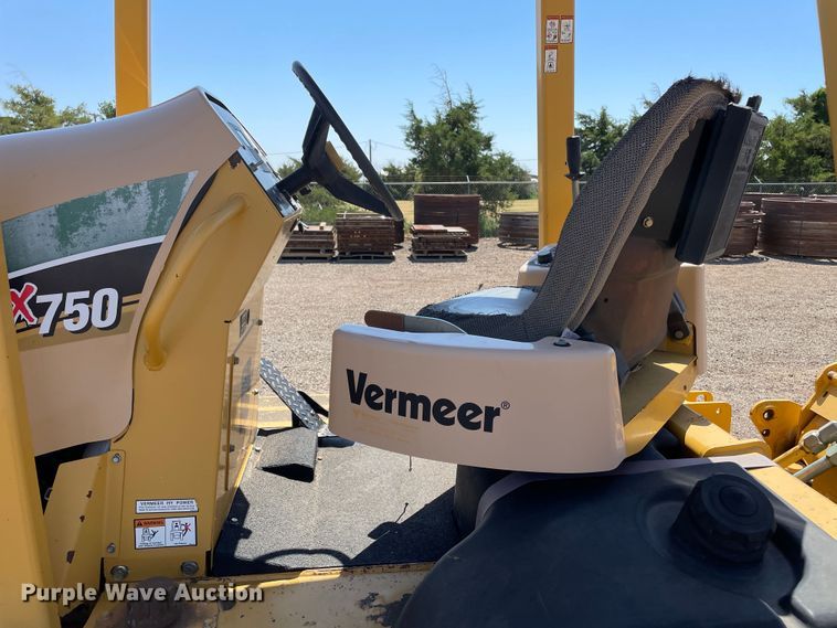 image for item DN5057 2009 Vermeer RTX750  vibratory cable plow