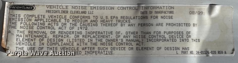 image for item DN5065 2010 Freightliner Cascadia 113  semi truck