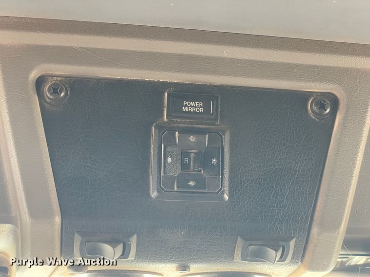 image for item DN5067 2005 Kenworth T800  semi truck