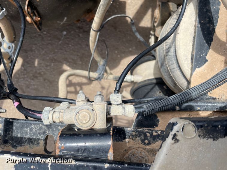 image for item DN5068 2001 Kenworth T800  semi truck