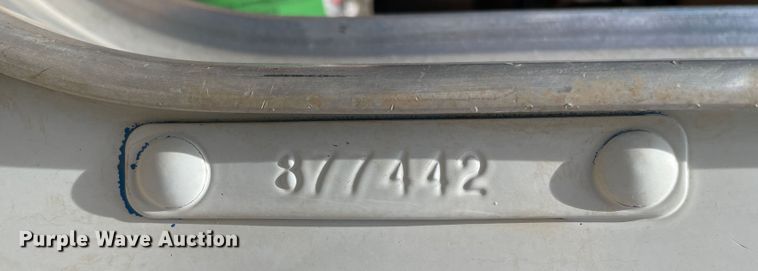 image for item DN5068 2001 Kenworth T800  semi truck