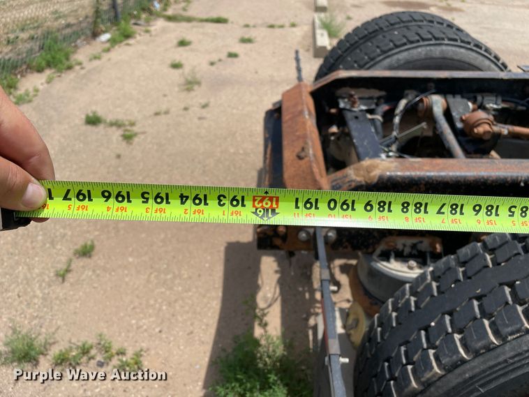 image for item DN5069 1998 Kenworth T800  semi truck