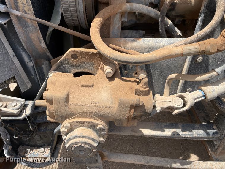 image for item DN5069 1998 Kenworth T800  semi truck