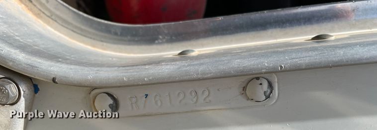 image for item DN5069 1998 Kenworth T800  semi truck