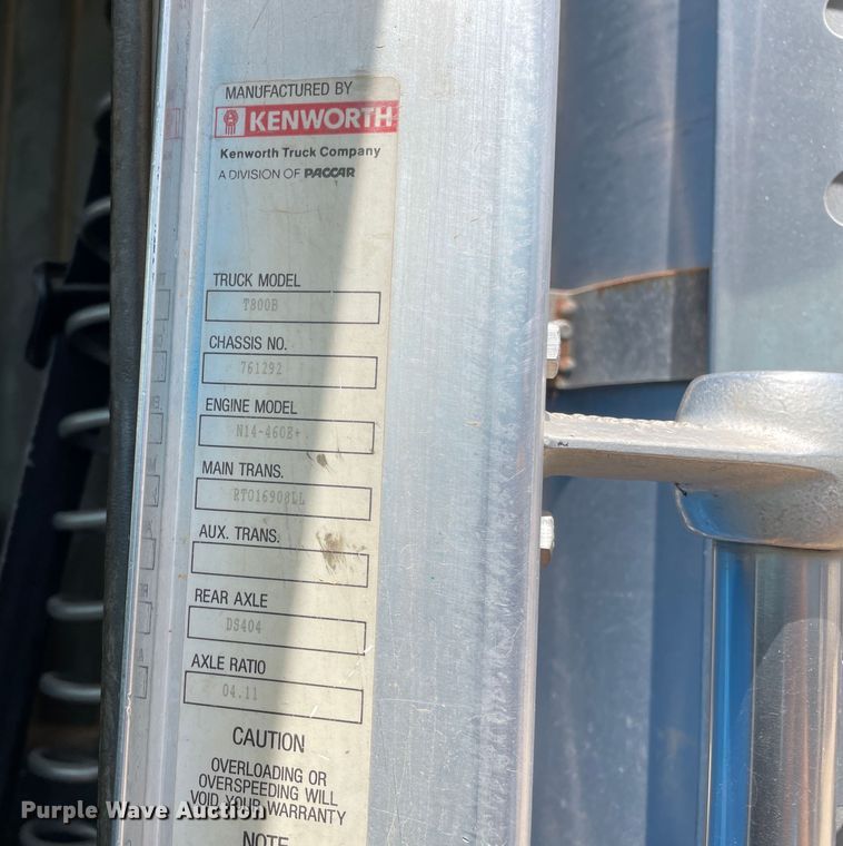 image for item DN5069 1998 Kenworth T800  semi truck