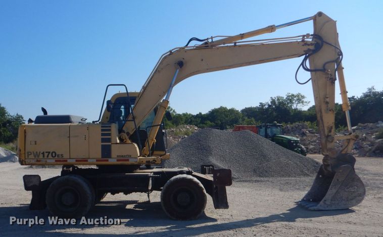 image for item DO1436 1999 Komatsu PW170ES-6K  wheeled excavator