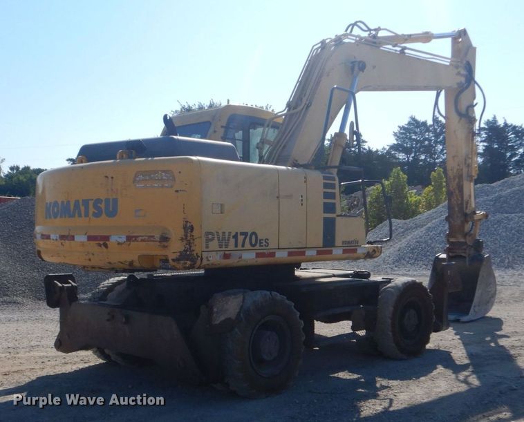 image for item DO1436 1999 Komatsu PW170ES-6K  wheeled excavator
