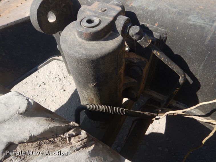 image for item DO1436 1999 Komatsu PW170ES-6K  wheeled excavator