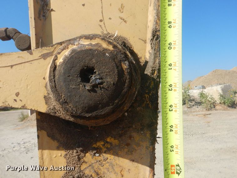 image for item DO1436 1999 Komatsu PW170ES-6K  wheeled excavator