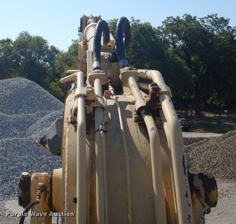 image for item DO1436 1999 Komatsu PW170ES-6K  wheeled excavator