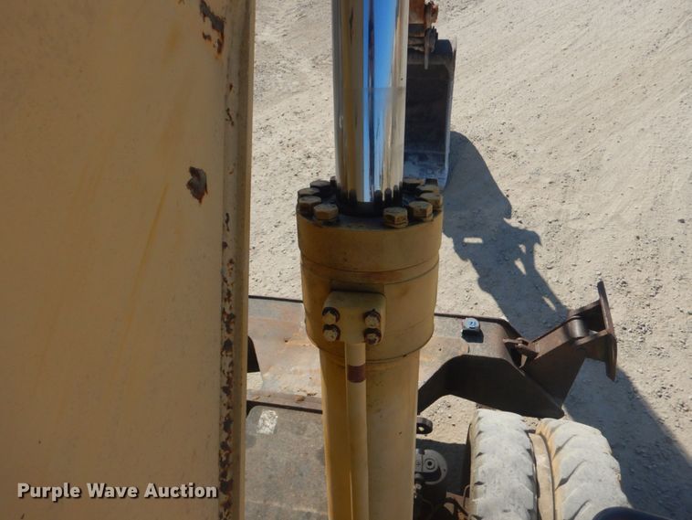 image for item DO1436 1999 Komatsu PW170ES-6K  wheeled excavator