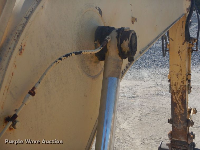 image for item DO1436 1999 Komatsu PW170ES-6K  wheeled excavator