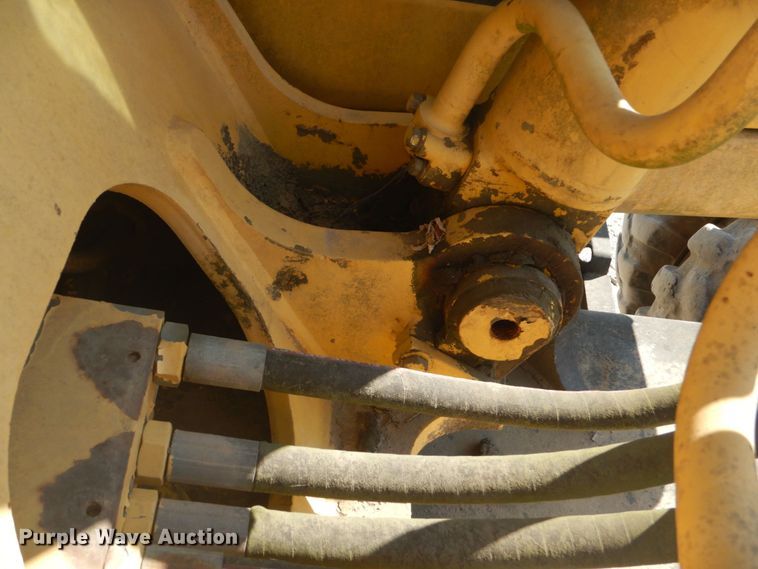 image for item DO1436 1999 Komatsu PW170ES-6K  wheeled excavator