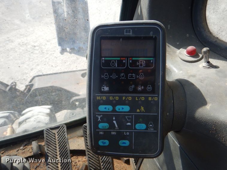 image for item DO1436 1999 Komatsu PW170ES-6K  wheeled excavator