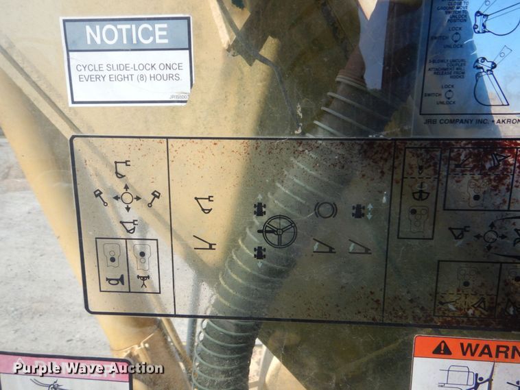 image for item DO1436 1999 Komatsu PW170ES-6K  wheeled excavator