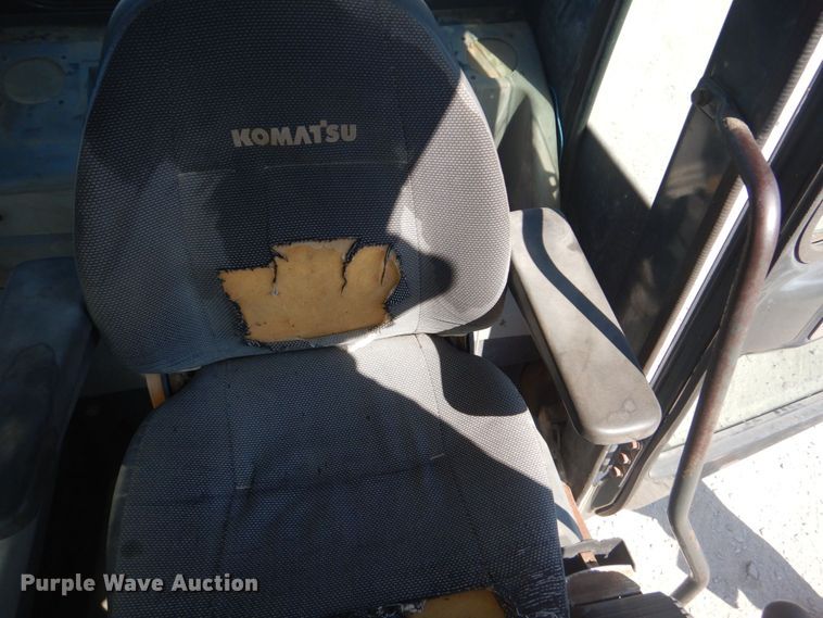 image for item DO1436 1999 Komatsu PW170ES-6K  wheeled excavator