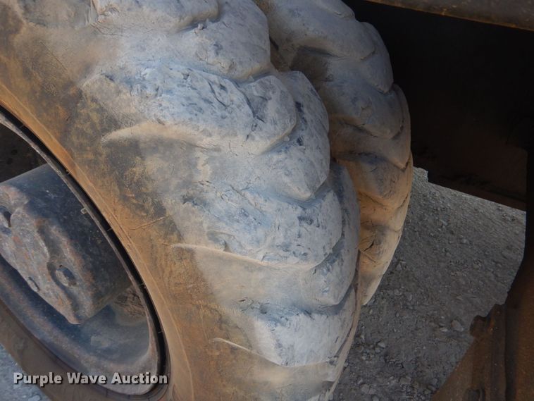 image for item DO1436 1999 Komatsu PW170ES-6K  wheeled excavator