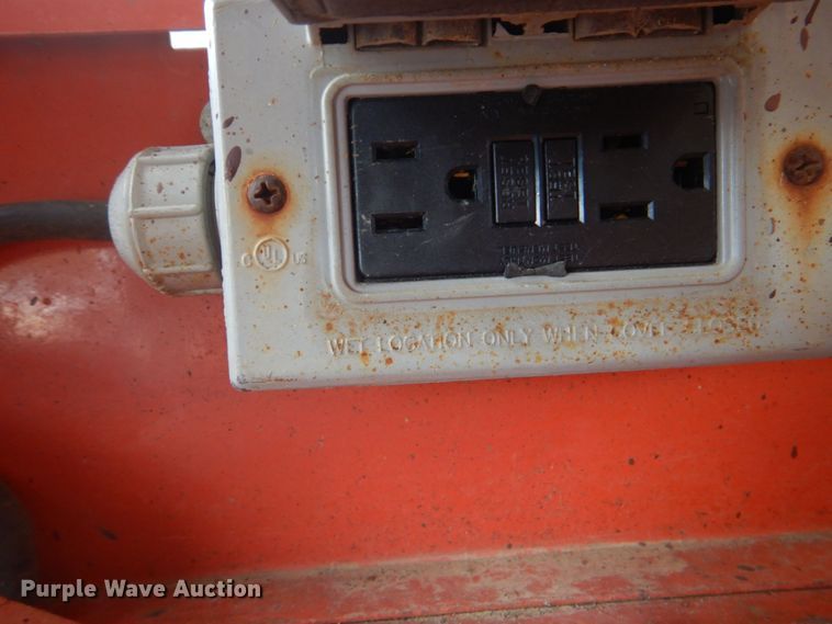 image for item DO1467 2015 Skyjack SJIII3219  scissor lift