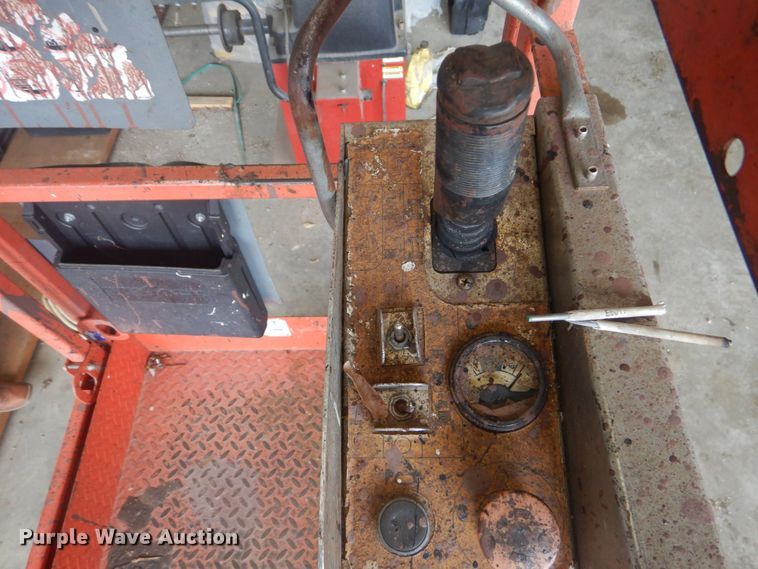 image for item DO1467 2015 Skyjack SJIII3219  scissor lift