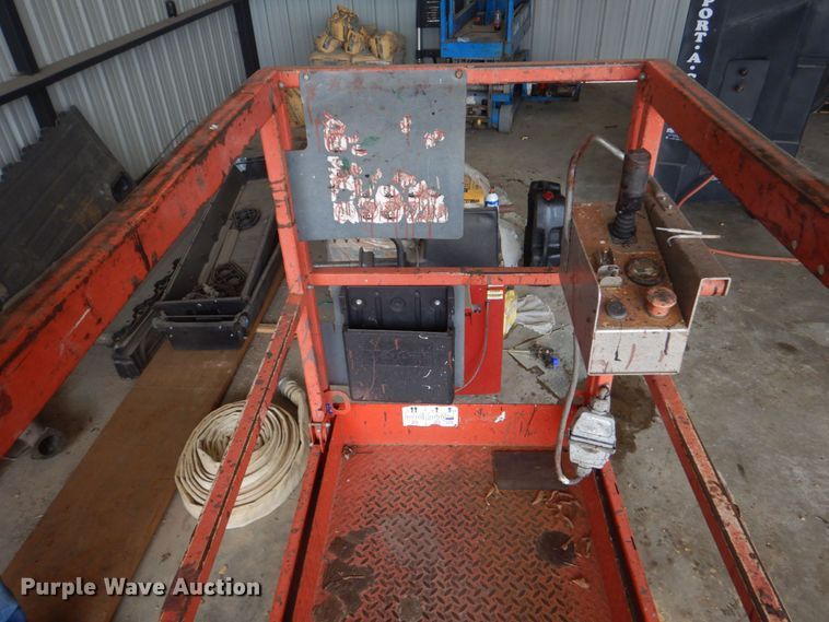 image for item DO1467 2015 Skyjack SJIII3219  scissor lift