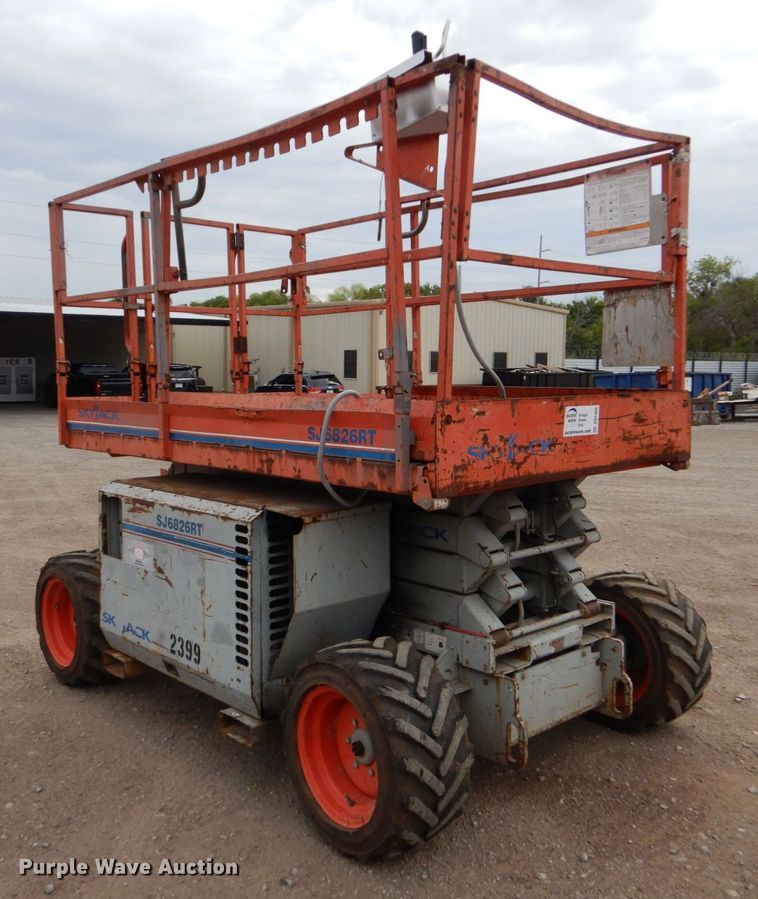 image for item DO1468 Skyjack SJ6826RT  scissor lift