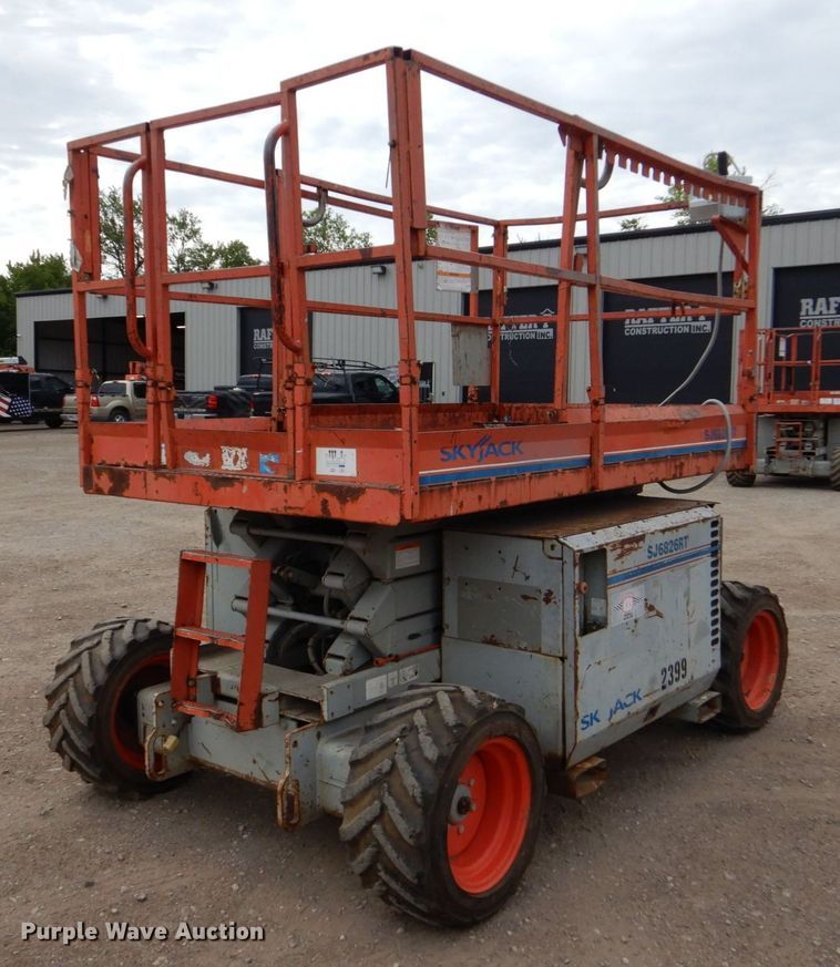 image for item DO1468 Skyjack SJ6826RT  scissor lift