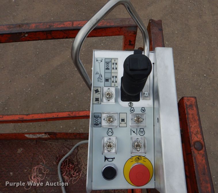 image for item DO1468 Skyjack SJ6826RT  scissor lift