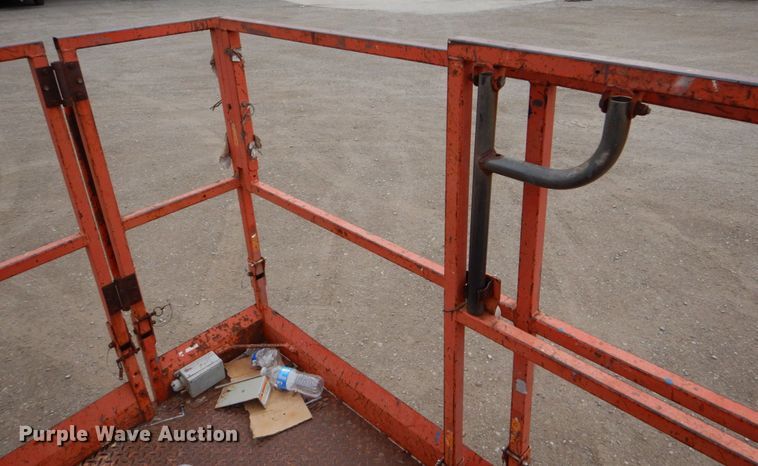 image for item DO1468 Skyjack SJ6826RT  scissor lift