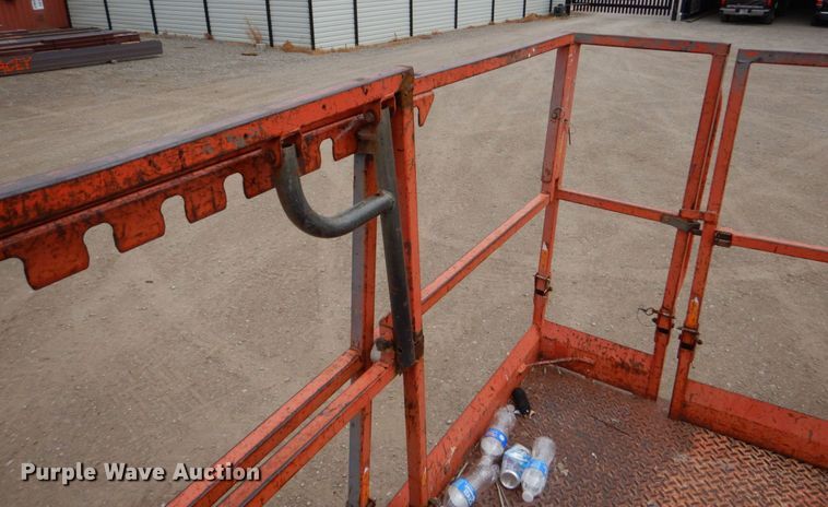 image for item DO1468 Skyjack SJ6826RT  scissor lift