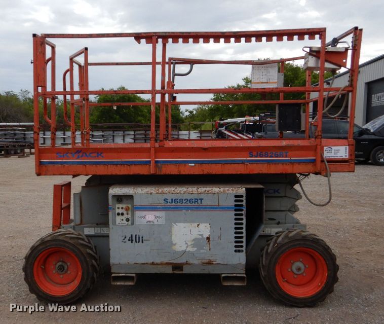 image for item DO1469 Skyjack SJ6826RT  scissor lift