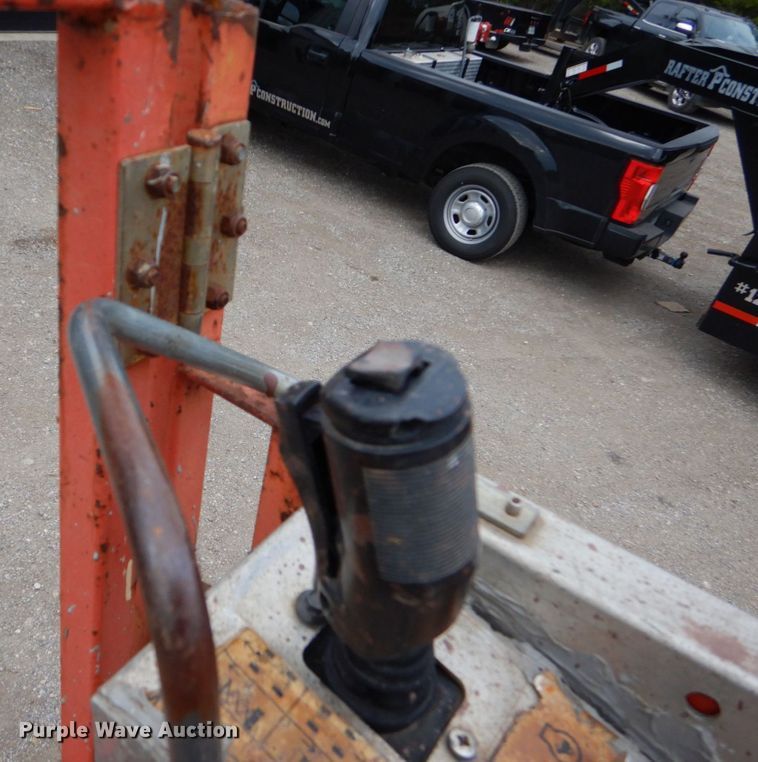 image for item DO1469 Skyjack SJ6826RT  scissor lift