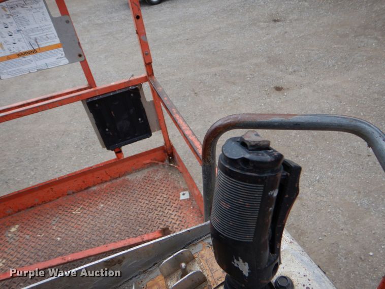 image for item DO1469 Skyjack SJ6826RT  scissor lift