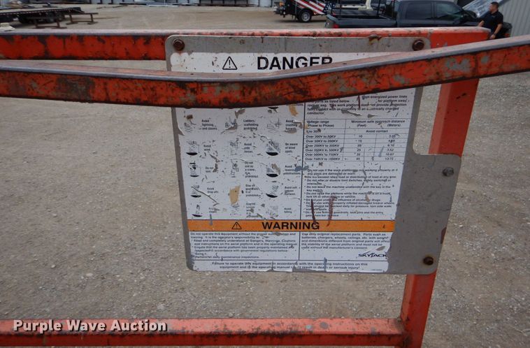 image for item DO1469 Skyjack SJ6826RT  scissor lift