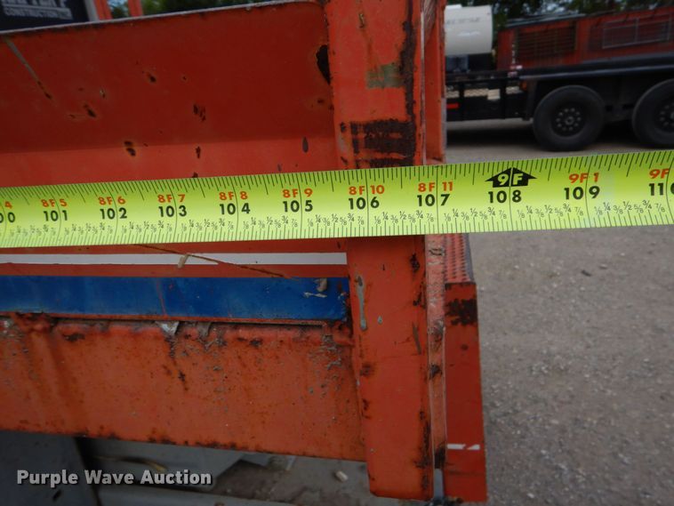 image for item DO1469 Skyjack SJ6826RT  scissor lift