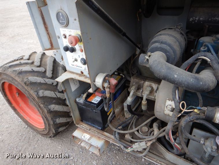 image for item DO1469 Skyjack SJ6826RT  scissor lift