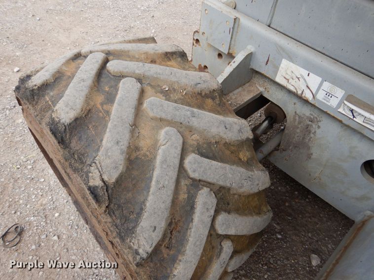 image for item DO1469 Skyjack SJ6826RT  scissor lift