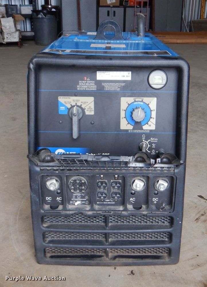 image for item DO1470 Miller Bobcat 225  welder