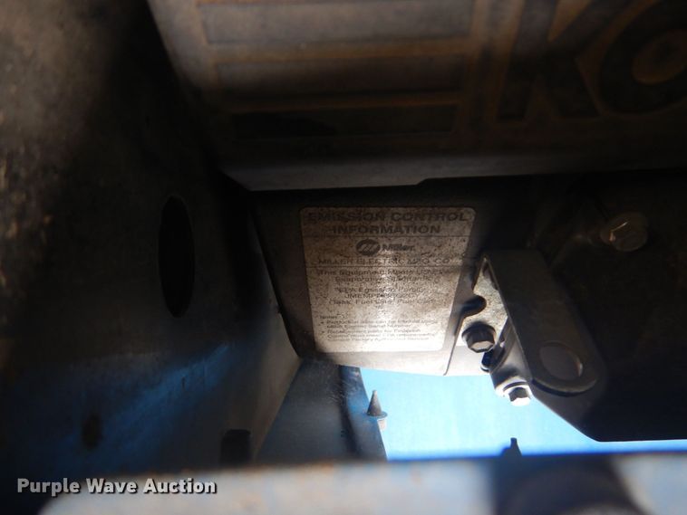 image for item DO1470 Miller Bobcat 225  welder