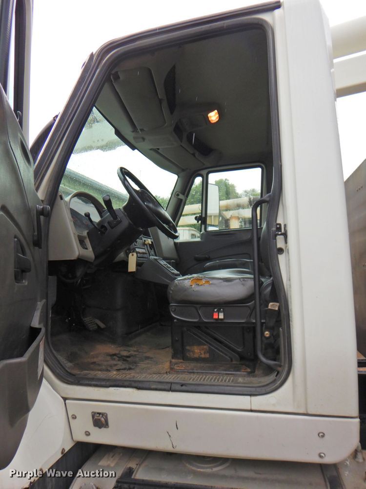 image for item DP4719 2011 International WorkStar 7400 SBA  sewer jetter truck