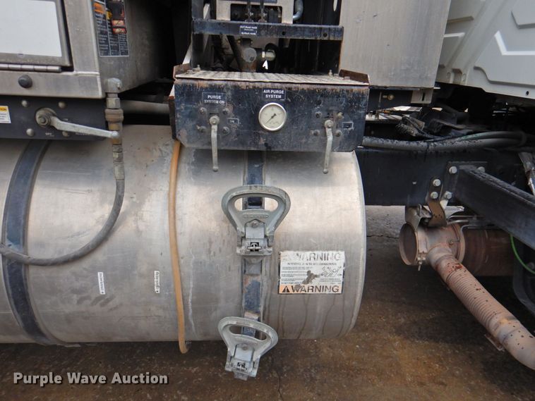 image for item DP4719 2011 International WorkStar 7400 SBA  sewer jetter truck