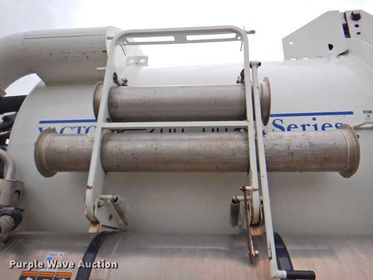 image for item DP4719 2011 International WorkStar 7400 SBA  sewer jetter truck