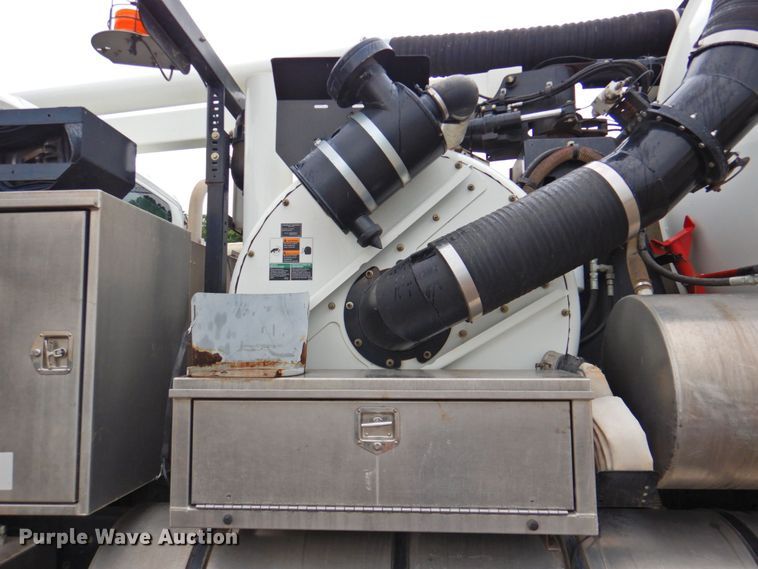 image for item DP4719 2011 International WorkStar 7400 SBA  sewer jetter truck