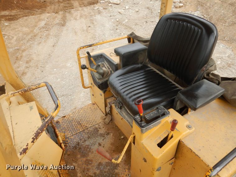 image for item DP5647 1990 John Deere 455G  track loader