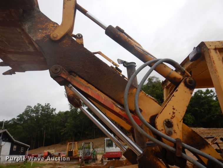 image for item DP5647 1990 John Deere 455G  track loader