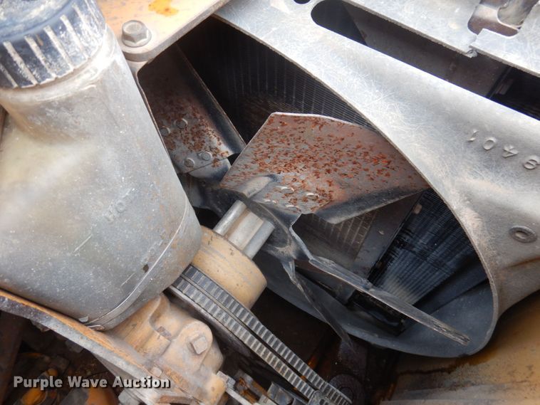 image for item DP5647 1990 John Deere 455G  track loader