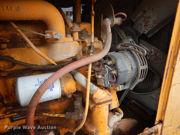 image for item DP5647 1990 John Deere 455G  track loader