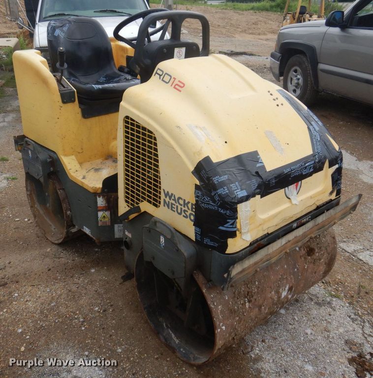 image for item DP5648 2015 Wacker Neuson RD12  double drum roller