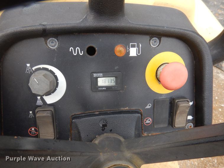 image for item DP5648 2015 Wacker Neuson RD12  double drum roller