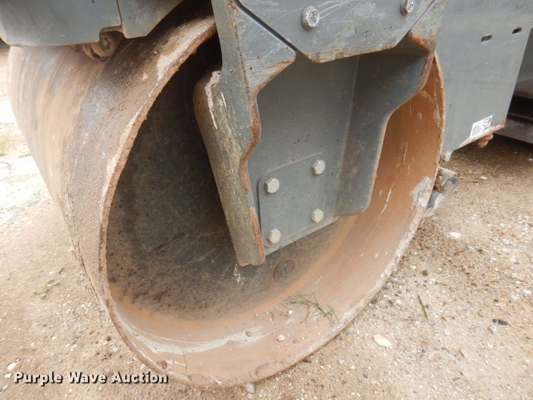 image for item DP5648 2015 Wacker Neuson RD12  double drum roller