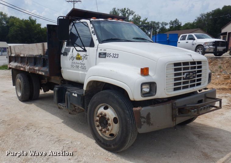image for item DP5658 1997 Chevrolet C7500  dump truck